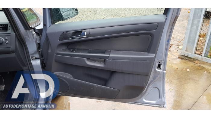 Opel Zafira 1.6 16V Sloopvoertuig (2009, Grijs)