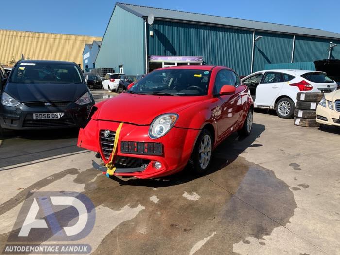 Alfa Romeo MiTo 1.6 JTDm 16V Sloopvoertuig (2009, Rood)