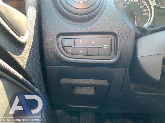 Alfa Romeo MiTo 1.6 JTDm 16V Sloopvoertuig (2009, Rood)