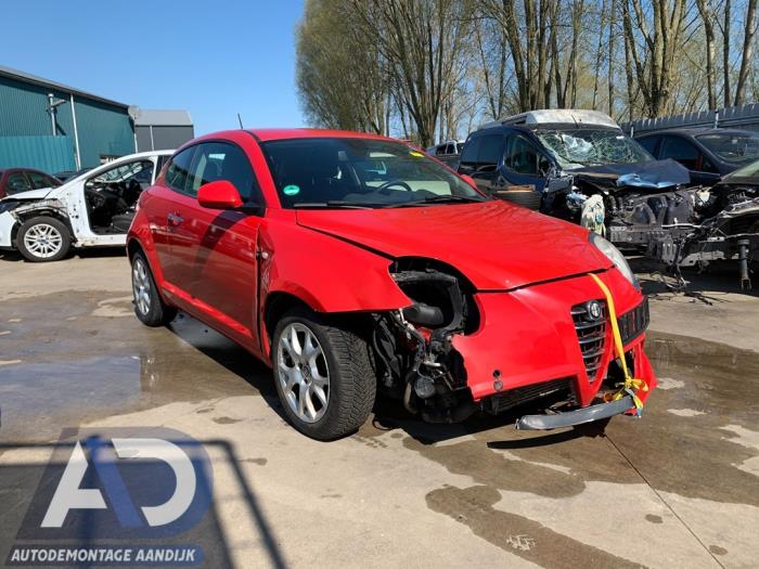 Alfa Romeo MiTo 1.6 JTDm 16V Sloopvoertuig (2009, Rood)