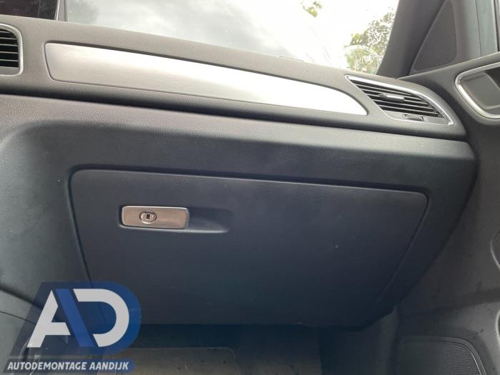 Audi Q3 2.0 TDI 16V 140 Sloopvoertuig (2014, Grijs)