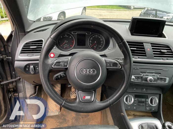 Audi Q3 2.0 TDI 16V 140 Sloopvoertuig (2014, Grijs)