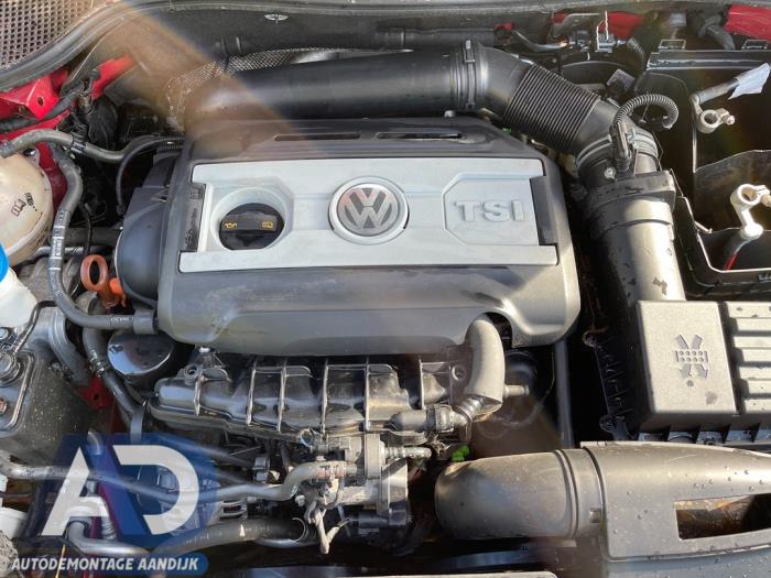 Volkswagen Scirocco 2.0 TSI 16V Sloopvoertuig (2011, Rood)