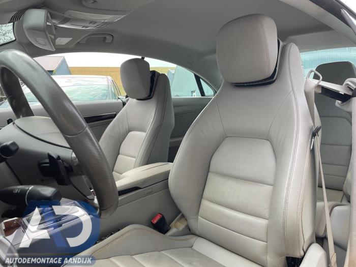 Mercedes E E-350 CGI V6 24V Sloopvoertuig (2010, Wit)