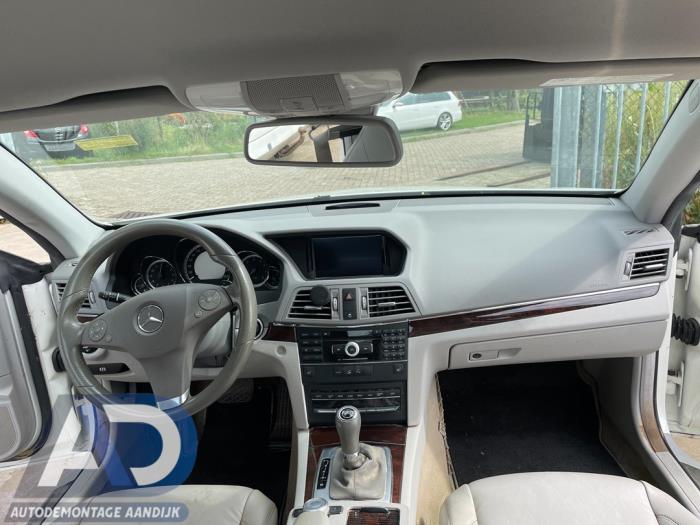 Mercedes E E-350 CGI V6 24V Sloopvoertuig (2010, Wit)