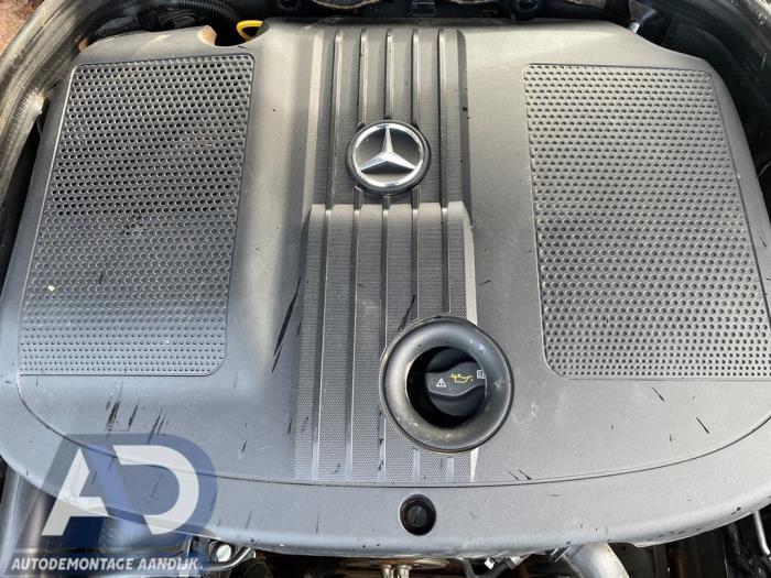 Mercedes E Estate E-200 CDI 16V BlueEfficiency,BlueTEC Sloopvoertuig (2015, Metallic, Zwart)