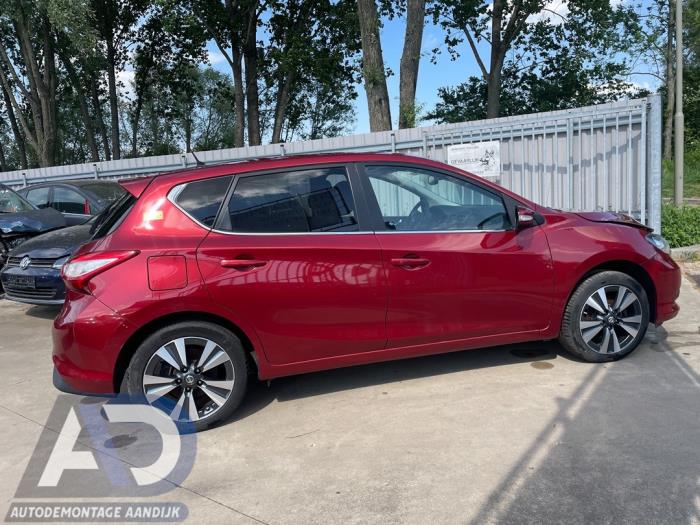 Nissan Pulsar 1.2 DIG-T 16V Sloopvoertuig (2016, Metallic, Rood)