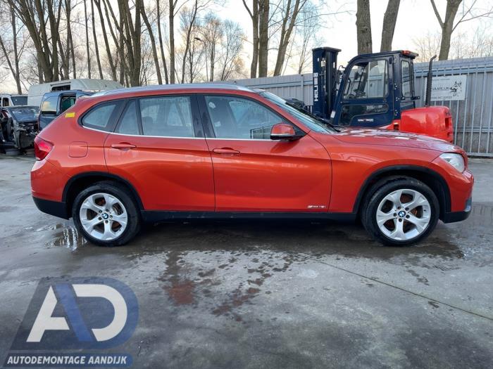 BMW X1 sDrive 18i 2.0 16V Sloopvoertuig (2012, Oranje)