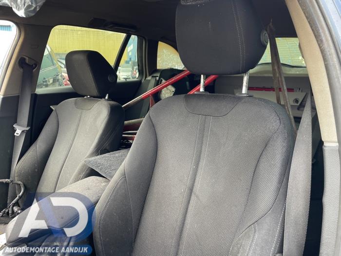 BMW 3 serie Touring 318d 2.0 16V Sloopvoertuig (2018, Zwart)