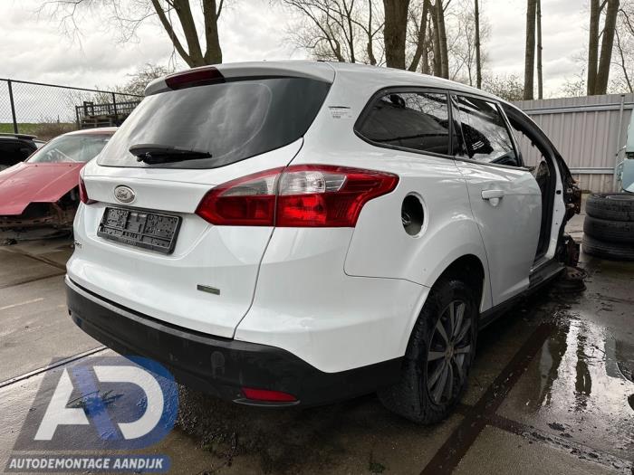 Ford Focus 3 Wagon 1.0 Ti-VCT EcoBoost 12V 100 Sloopvoertuig (2014, Wit)