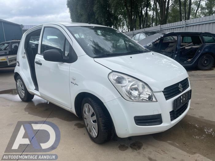 Suzuki Splash 1.0 12V Sloopvoertuig (2010, Wit)
