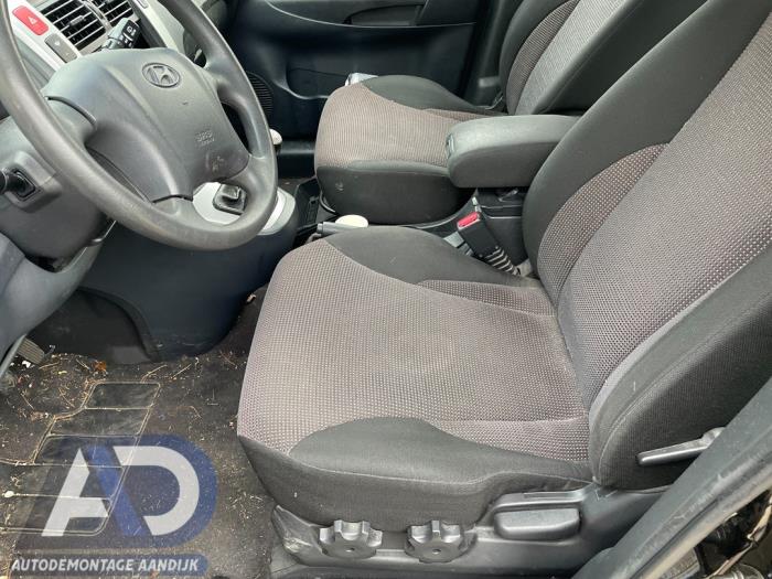 Hyundai Tucson 2.0 16V CVVT 4x2 Sloopvoertuig (2006, Zwart)