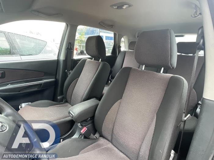 Hyundai Tucson 2.0 16V CVVT 4x2 Sloopvoertuig (2006, Zwart)