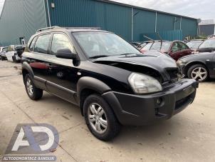 Hyundai Tucson 2.0 16V CVVT 4x2 Sloopvoertuig (2006, Zwart)