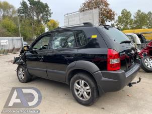 Hyundai Tucson 2.0 16V CVVT 4x2 Sloopvoertuig (2006, Zwart)