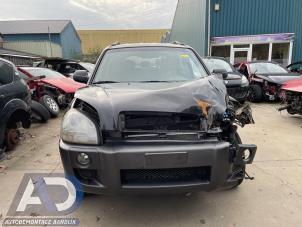 Hyundai Tucson 2.0 16V CVVT 4x2 Sloopvoertuig (2006, Zwart)