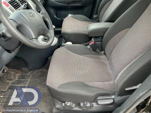 Hyundai Tucson 2.0 16V CVVT 4x2 Sloopvoertuig (2006, Zwart)