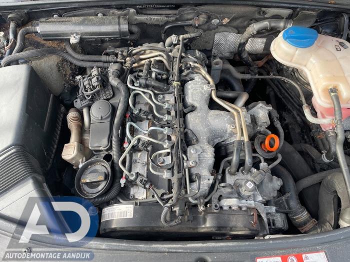 Audi A6 2.0 TDI 16V Sloopvoertuig (2010, Blauw)