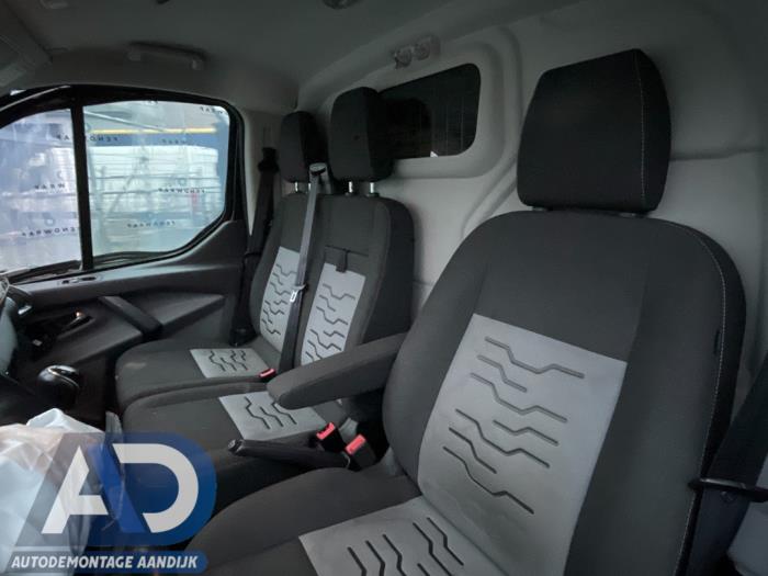 Ford Transit Custom 2.2 TDCi 16V Sloopvoertuig (2014, Metallic, Zwart)