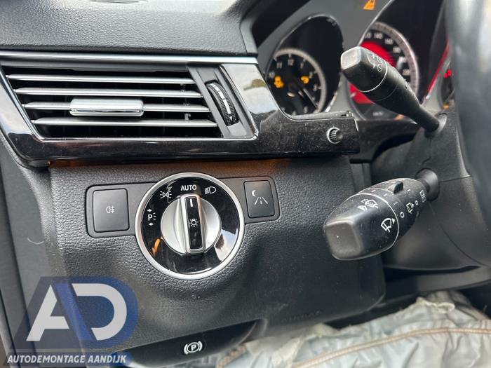 Mercedes E Estate E-350 CDI V6 24V BlueEfficiency Sloopvoertuig (2010, Zwart)