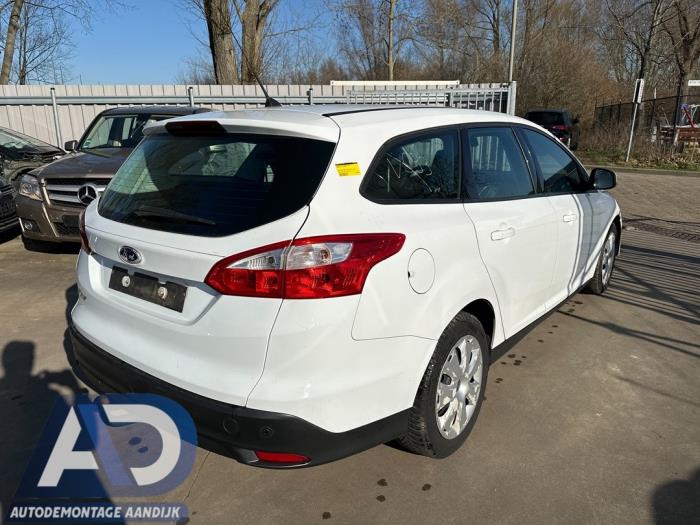 Ford Focus 3 Wagon 1.6 TDCi 95 Sloopvoertuig (2012, Wit)