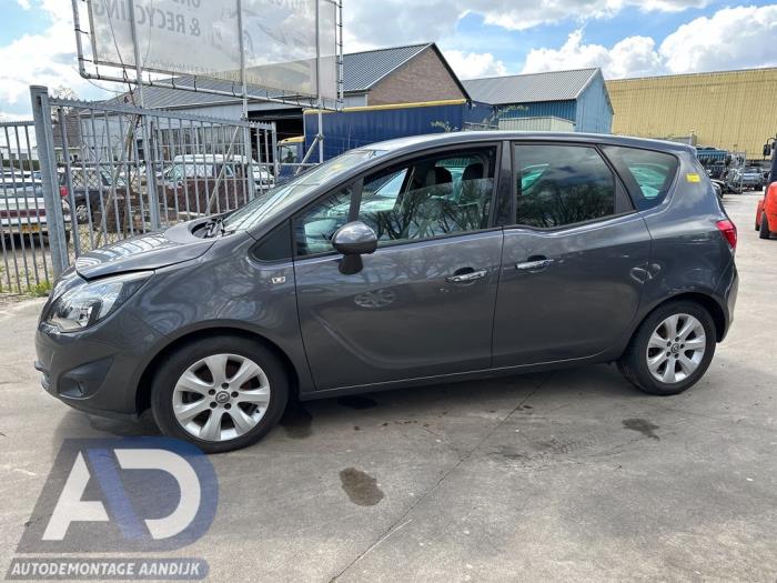 Opel Meriva 1.4 Turbo 16V ecoFLEX Sloopvoertuig (2011, Grijs)