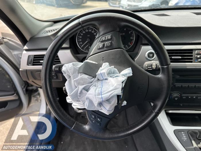 BMW 3 serie 320i 16V Sloopvoertuig (2006, Zilvergrijs)