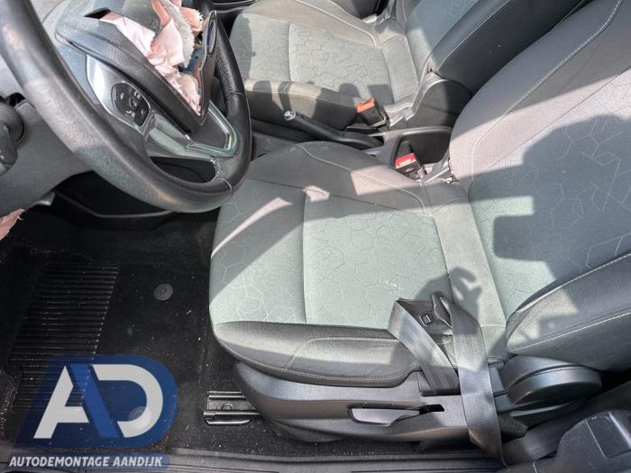 Ford B-Max 1.4 16V Sloopvoertuig (2014, Zilvergrijs)