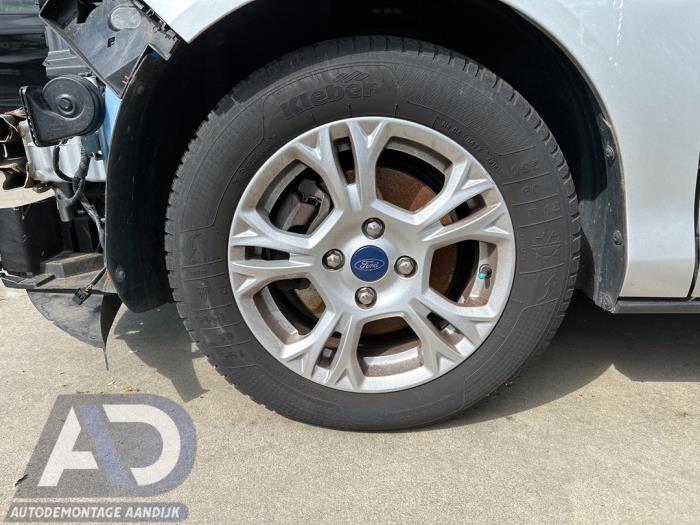 Ford B-Max 1.4 16V Sloopvoertuig (2014, Zilvergrijs)