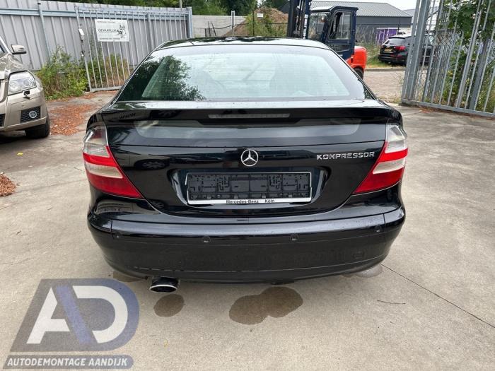 Mercedes C Sportcoupé 1.8 C-200K 16V Sloopvoertuig (2006, Zwart)