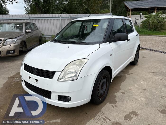 Suzuki Swift 1.3 VVT 16V Sloopvoertuig (2006, Wit)