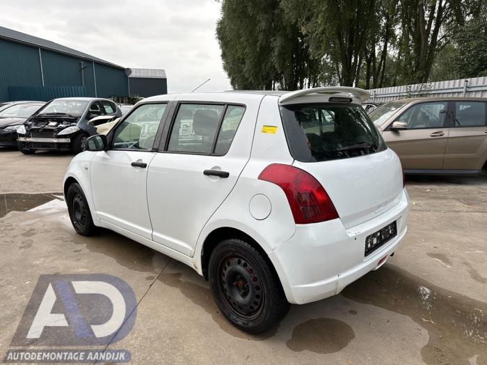 Suzuki Swift 1.3 VVT 16V Sloopvoertuig (2006, Wit)