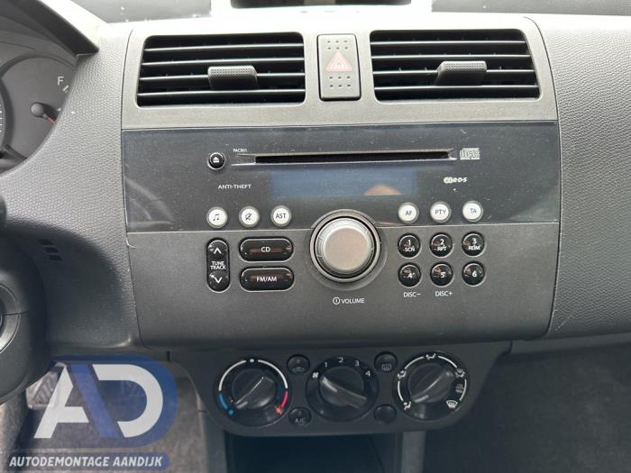 Suzuki Swift 1.3 VVT 16V Sloopvoertuig (2006, Wit)