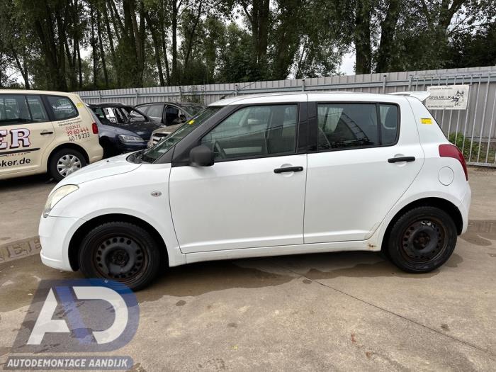 Suzuki Swift 1.3 VVT 16V Sloopvoertuig (2006, Wit)