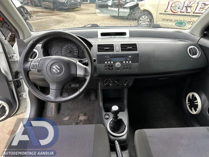 Suzuki Swift 1.3 VVT 16V Sloopvoertuig (2006, Wit)