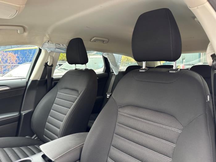 Ford Mondeo V Wagon 2.0 TDCi 150 16V Sloopvoertuig (2019, Wit)