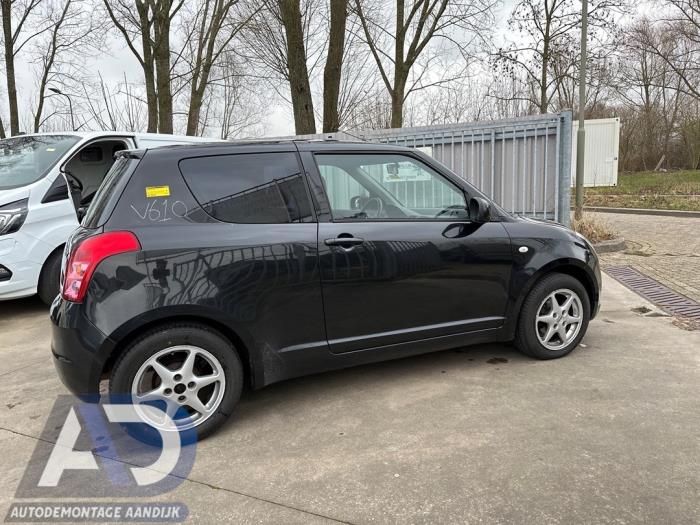 Suzuki Swift 1.3 VVT 16V Sloopvoertuig (2008, Zwart)