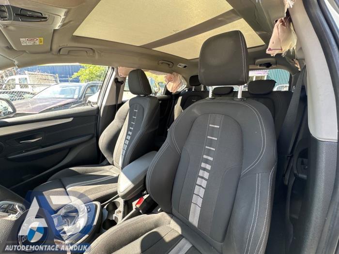 BMW 2 serie Active Tourer 220dA xDrive 2.0 TwinPower Turbo 16V Sloopvoertuig (2016, Wit)