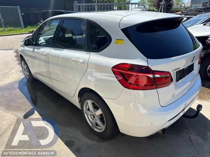 BMW 2 serie Active Tourer 220dA xDrive 2.0 TwinPower Turbo 16V Sloopvoertuig (2016, Wit)