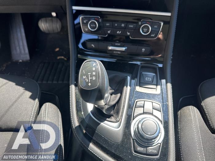 BMW 2 serie Active Tourer 220dA xDrive 2.0 TwinPower Turbo 16V Sloopvoertuig (2016, Wit)