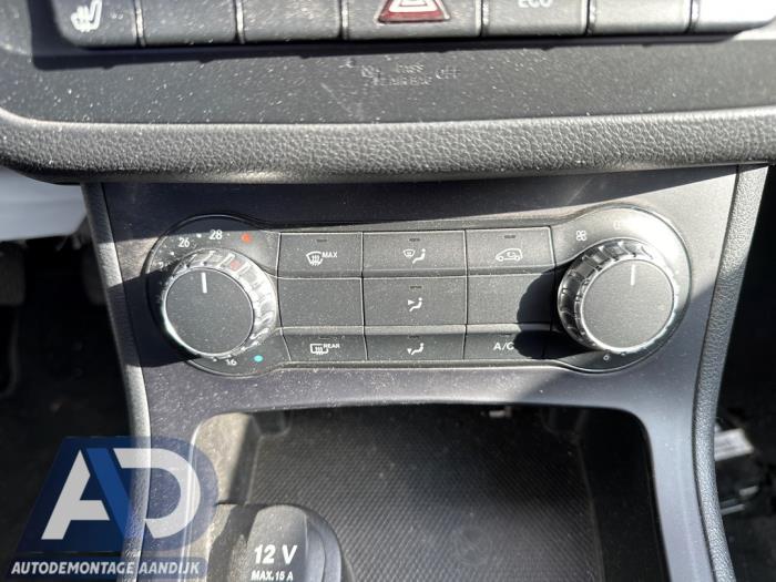 Mercedes B 1.6 B-180 BlueEFFICIENCY Turbo 16V Sloopvoertuig (2014, Grijs)