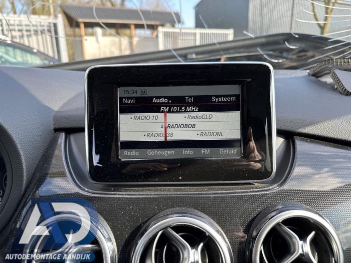 Mercedes B 1.6 B-180 BlueEFFICIENCY Turbo 16V Sloopvoertuig (2014, Grijs)