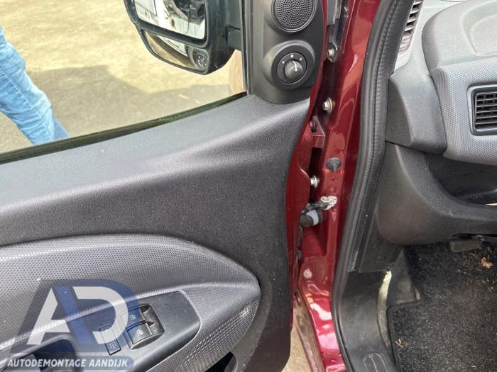 Fiat Doblo Cargo 1.6 D Multijet Dualogic Sloopvoertuig (2013, Bordeaux)
