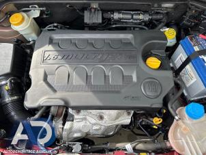 Fiat Doblo Cargo 1.6 D Multijet Dualogic Sloopvoertuig (2013, Bordeaux)