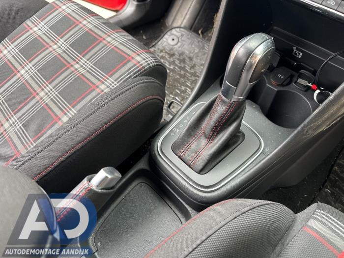 Volkswagen Polo V 1.8 GTI 16V Sloopvoertuig (2017, Rood)