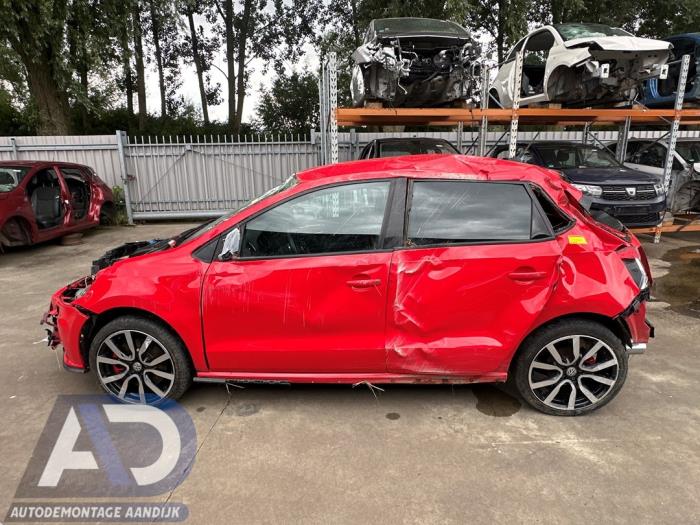 Volkswagen Polo V 1.8 GTI 16V Sloopvoertuig (2017, Rood)
