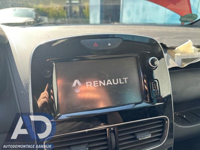 Renault Clio IV 0.9 Energy TCE 90 12V Sloopvoertuig (2017, Rood)