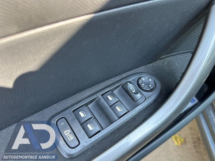 Peugeot 308 1.6 VTI 16V Sloopvoertuig (2009, Grijs)