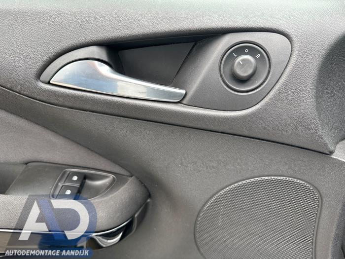 Opel Adam 1.2 16V Sloopvoertuig (2014, Wit)