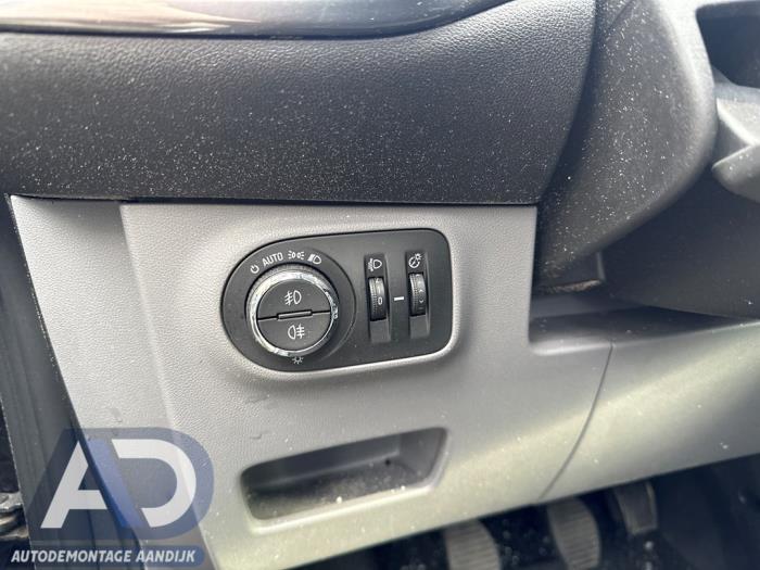 Opel Corsa E 1.0 SIDI Turbo 12V Sloopvoertuig (2016, Zwart)